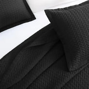 Midnight Black Oversized Quilt Set - PRESALE EVENT