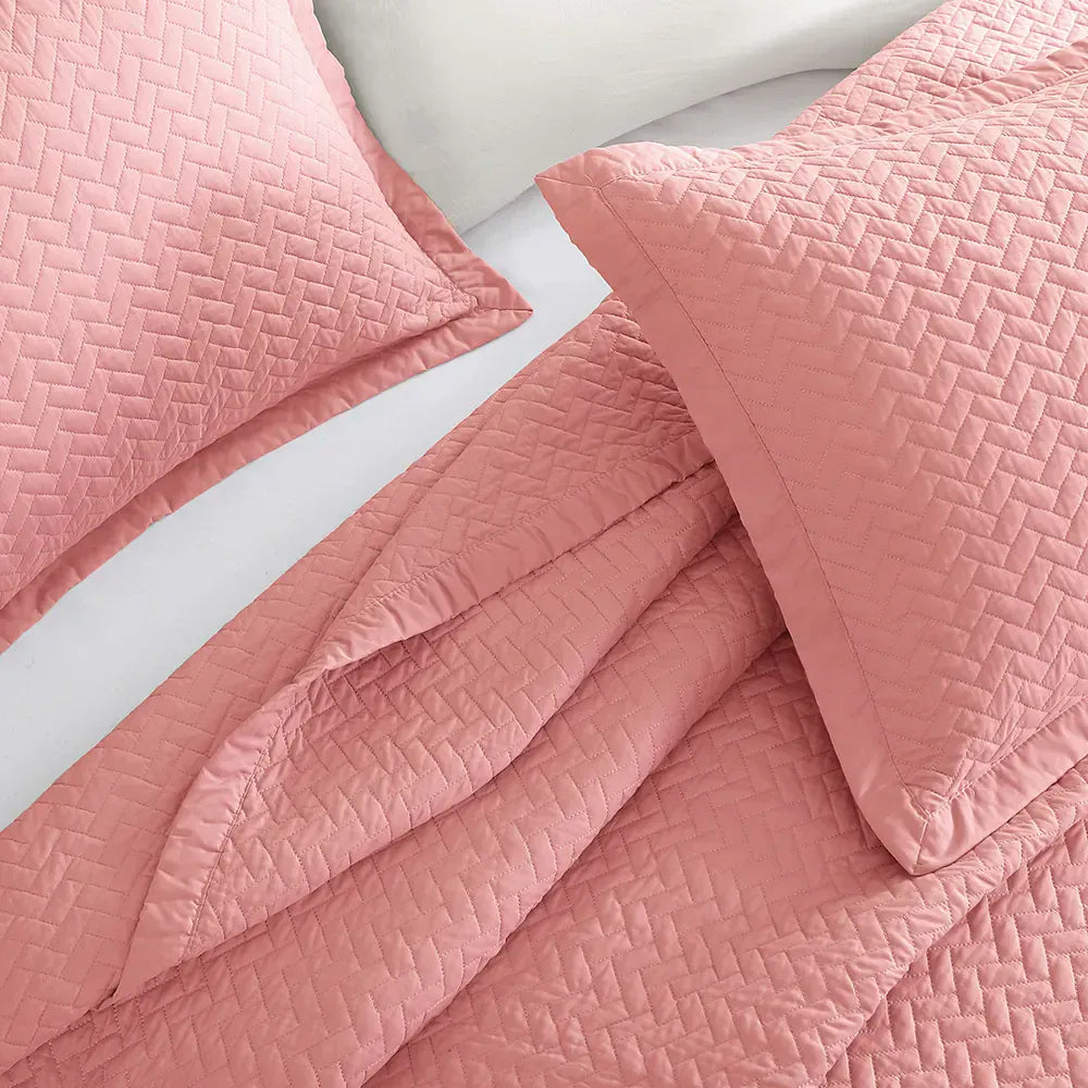 Retro Rose Oversized Quilt Set - PRESALE EVENT