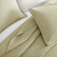 Sage Green Oversized Quilt Set - PRESALE EVENT