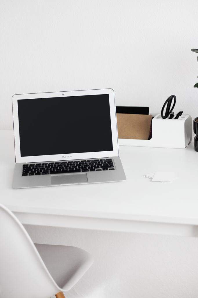 Stay Organized With This Simple Home Organization Checklist