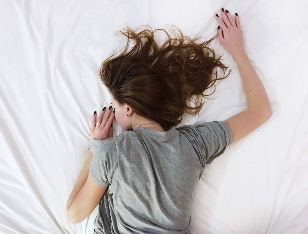 5 Fixable Problems That Are Stealing Your Sleep