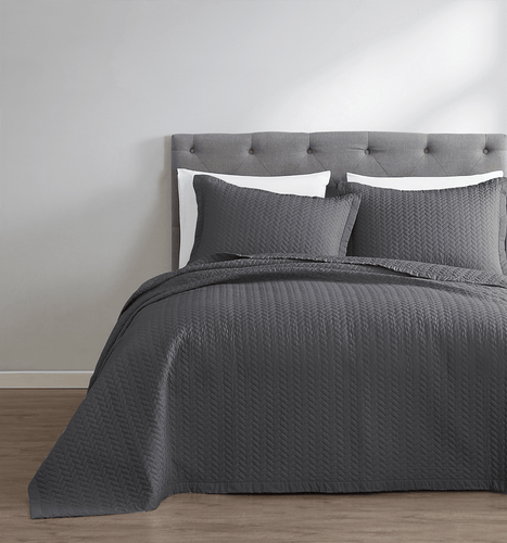 Graphite Gray Oversized Quilt Set