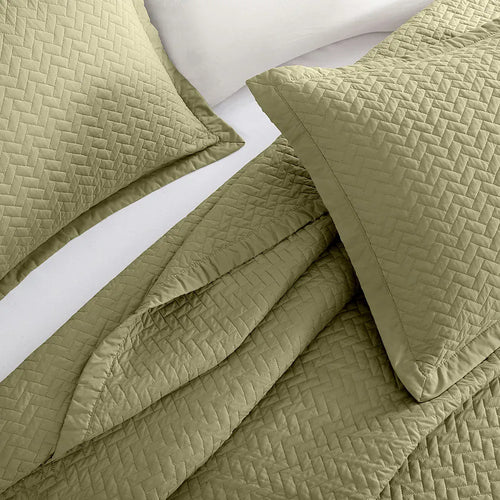 Sage Green Oversized Quilt Set alternate