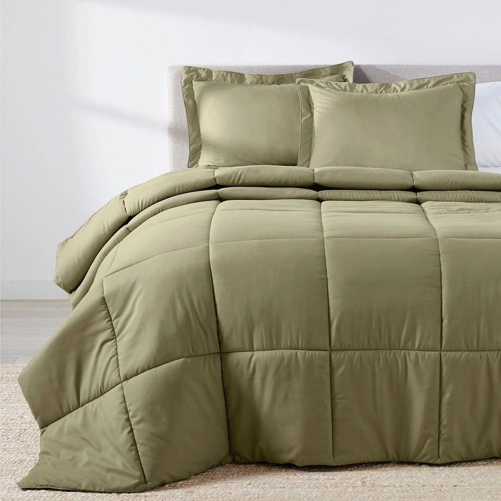 Beding Sharif Sage Green Oversized Comforter Set – The Original PeachSkinSheets®
