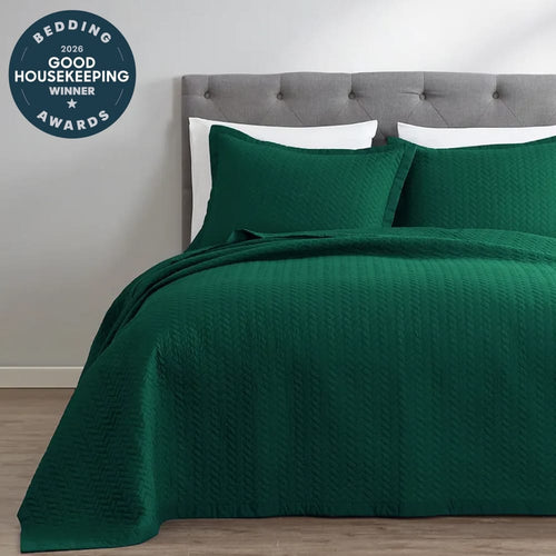 Emerald Green Oversized Quilt Set
