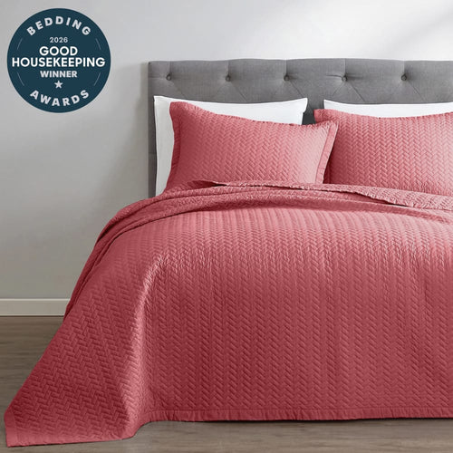 Retro Rose Oversized Quilt Set